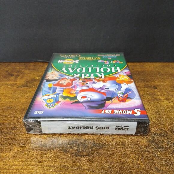 Kids' Holiday Collection DVD, 5 Movie Set, Cartoons, Nutcracker, Snowman, NEW - Picture 4 of 5